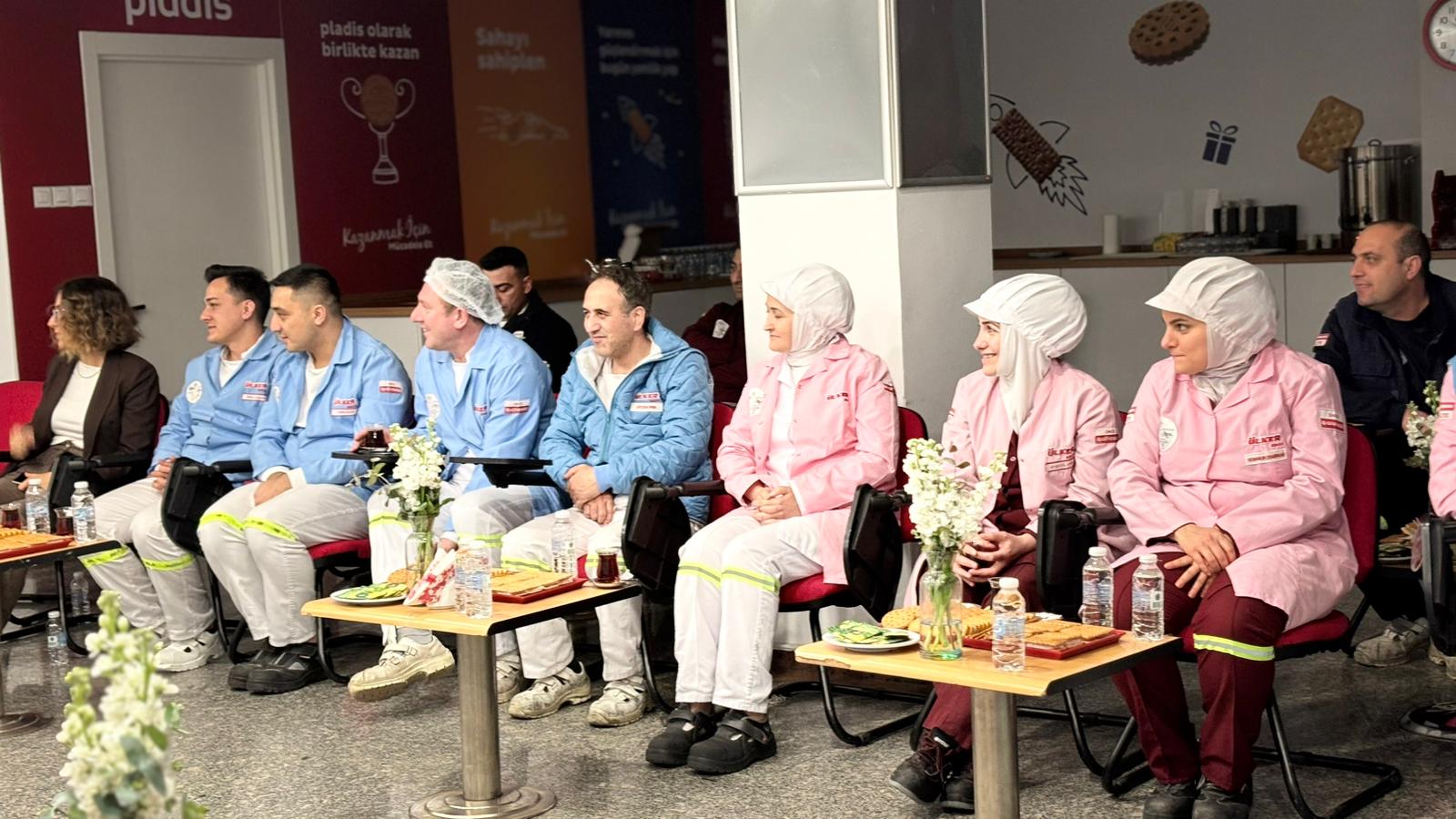 Ankara �lker ve Un Fabrikalar�nda. End�striyel �li�kiler Toplant�s� Ger�ekle�tirildi